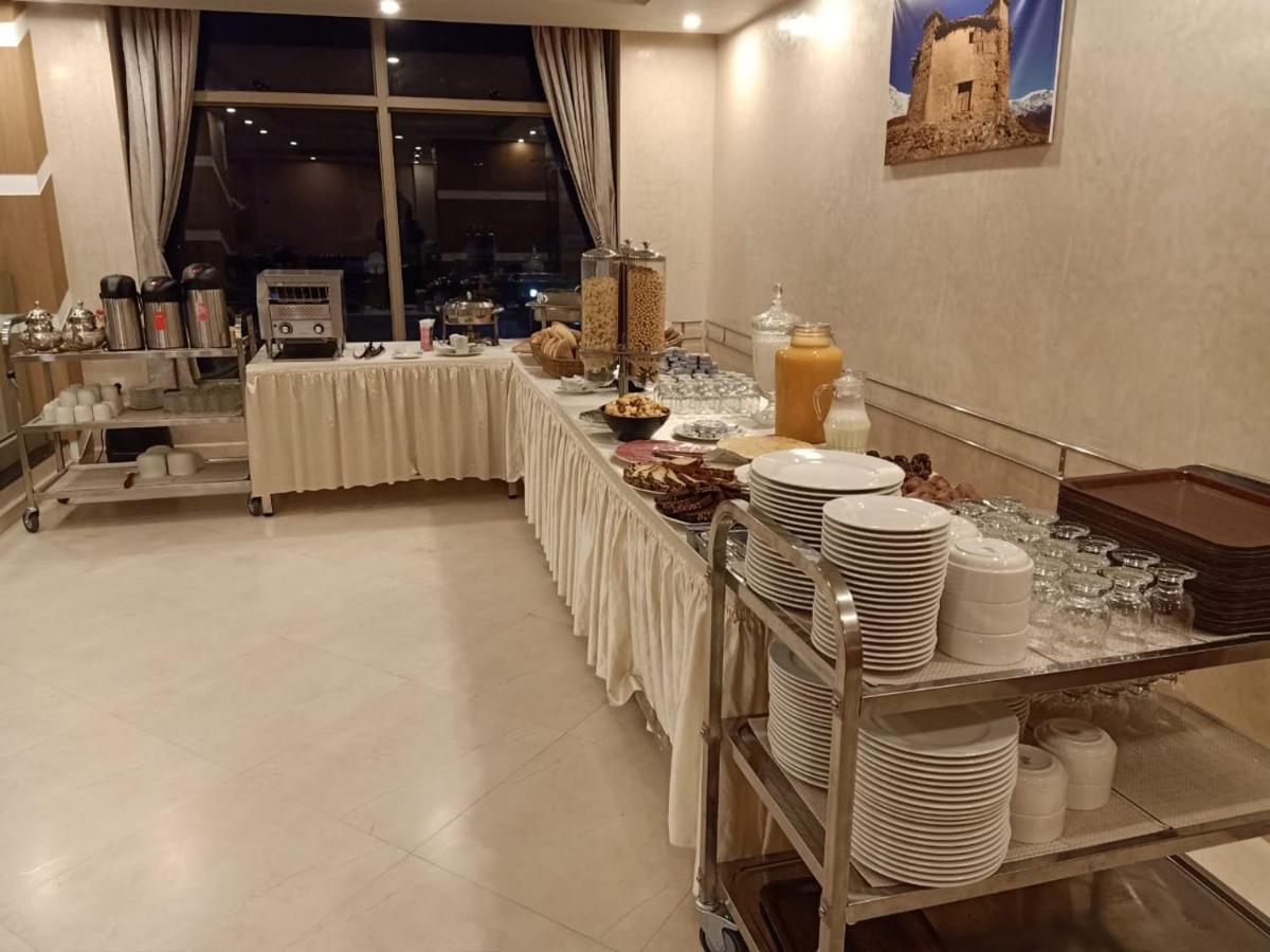 Hotel Makarim Tétouan Ngoại thất bức ảnh