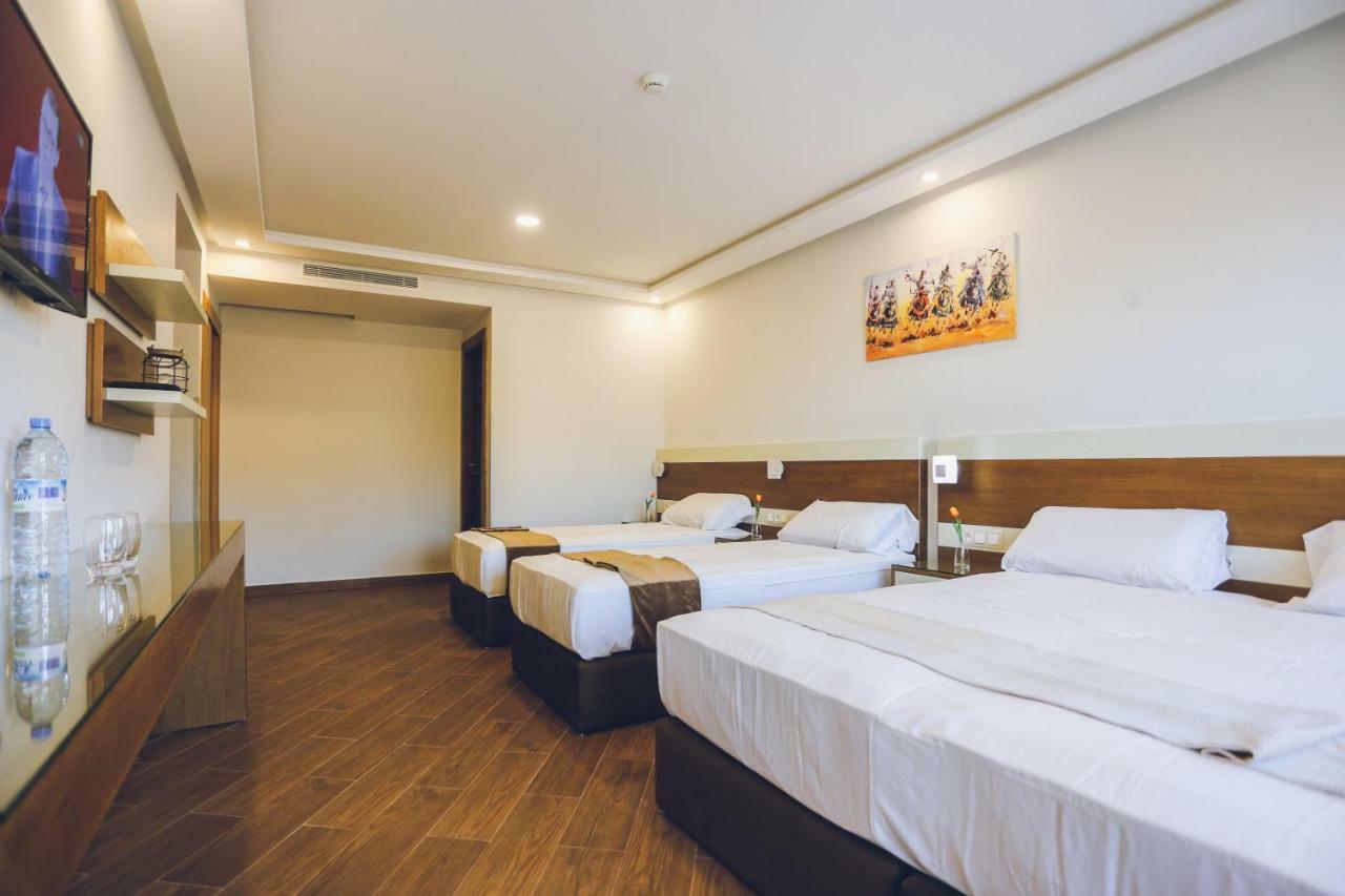 Hotel Makarim Tétouan Ngoại thất bức ảnh